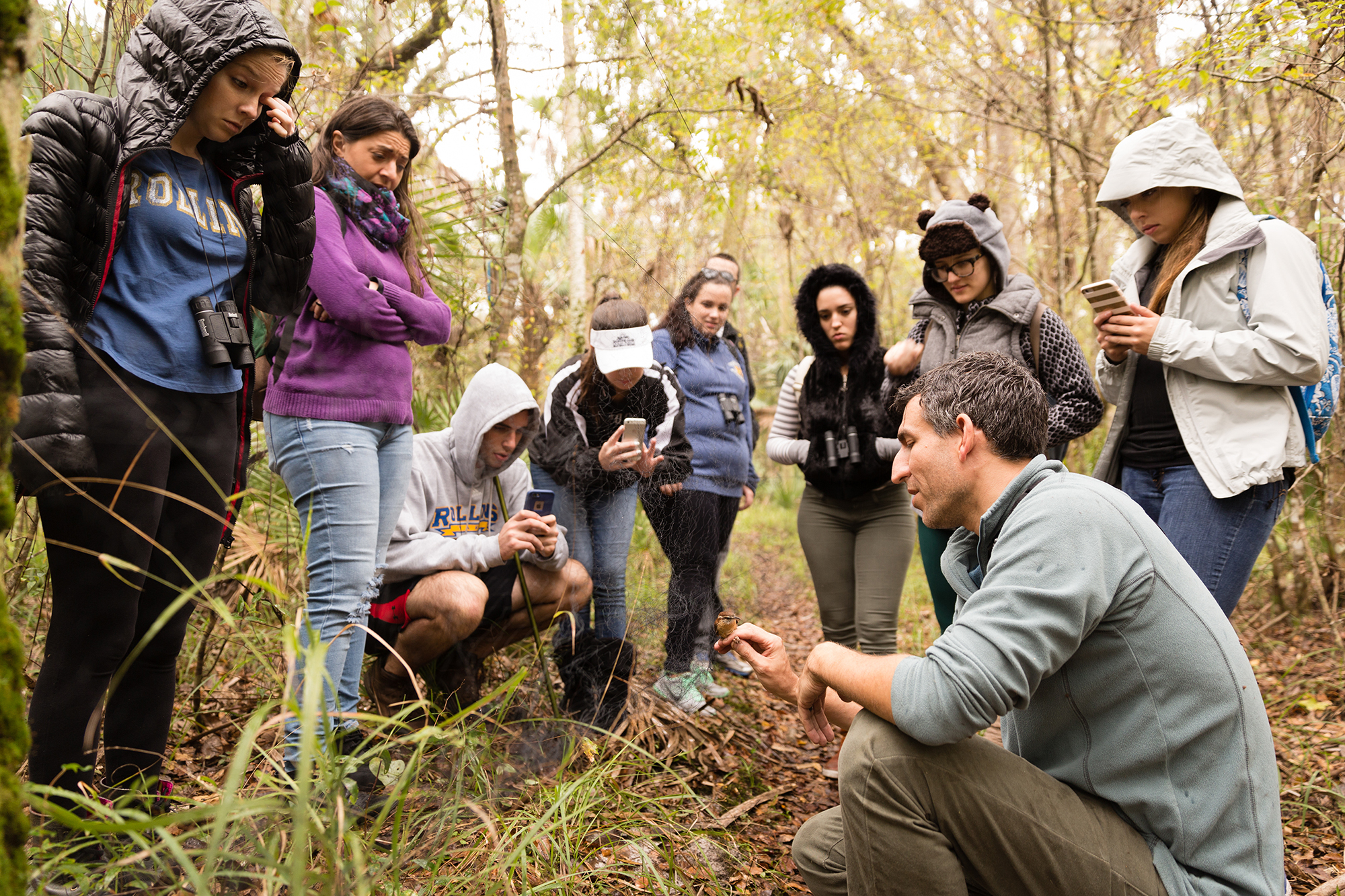 Biology students tackle animal conservation in the wild.